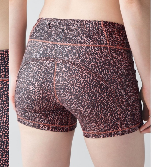 lululemon athletica Pants - Lululemon Reach The Beach Short